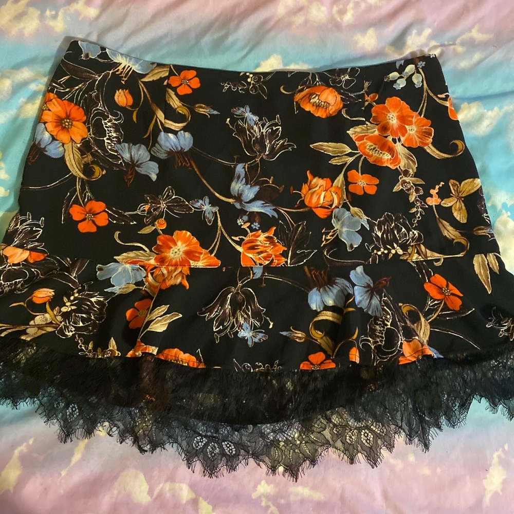 Floral plussize mini skirt